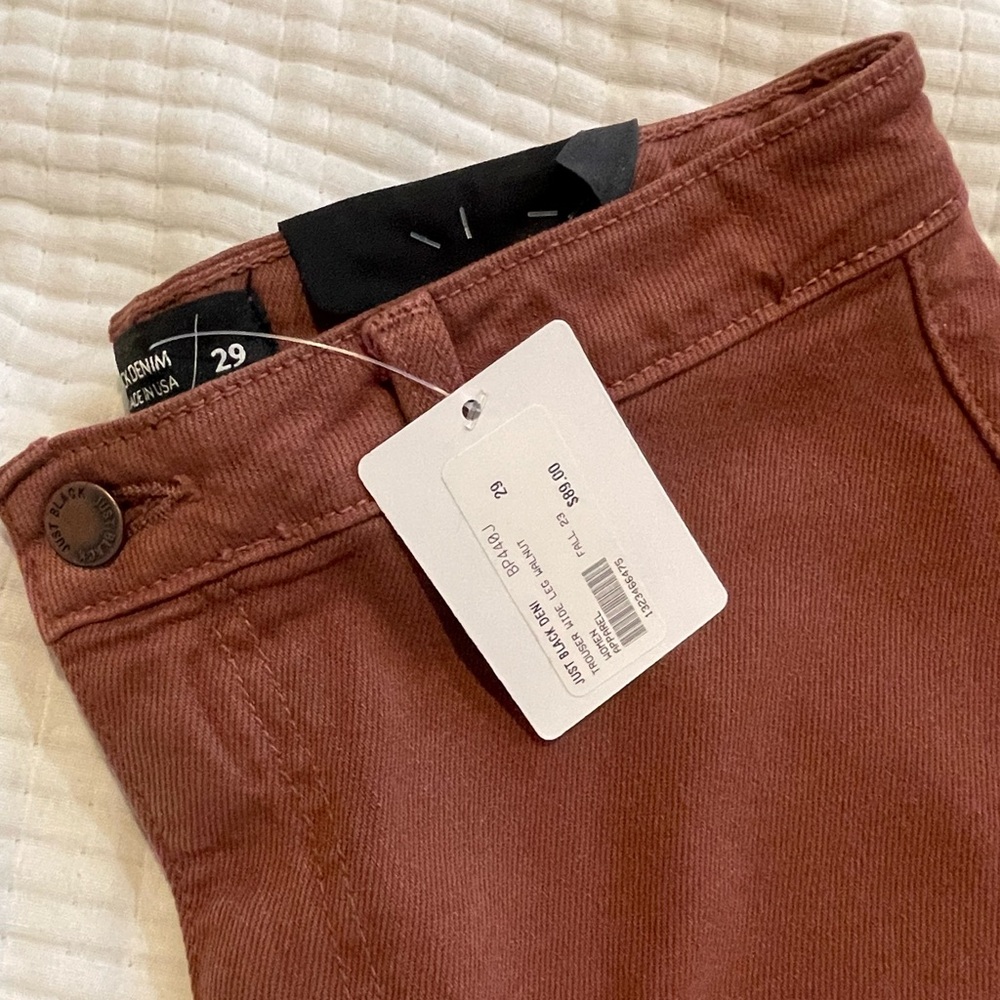 NWT! Just black denim wide leg trouser in walnut color, size 29